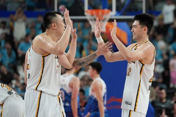 周琦压哨加盟上海久事 新赛季CBA格局或将重塑