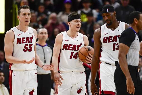 库里如何重塑NBA三分球时代：从技术革新到文化影响