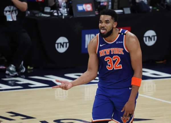 如何在不使用插件的情况下在线观看NBA直播？
