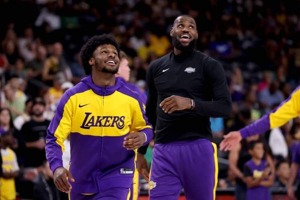 NBA赛事直播画质横评：主流平台谁更胜一筹？