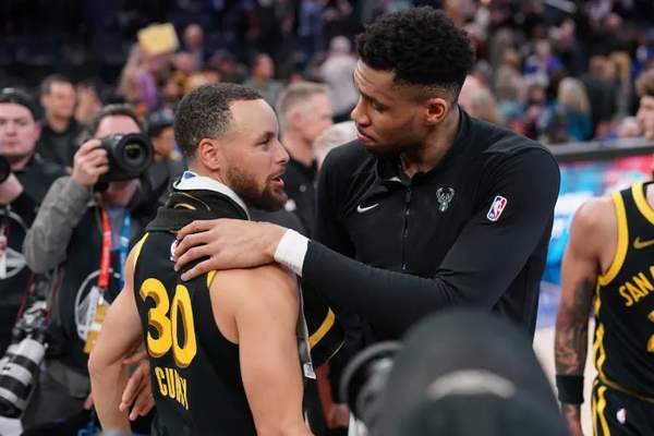 iPhone用户如何观看NBA直播？推荐几款实用软件