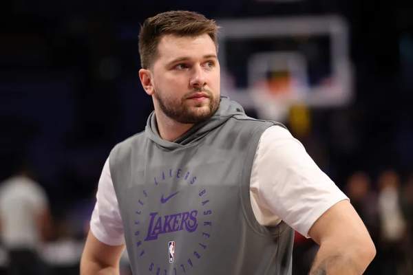 NBA赛事解析：全球篮球迷的狂欢盛宴
