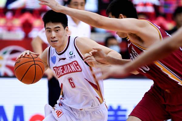哈登的NBA生涯：从雷霆替补到篮网核心的蜕变之路