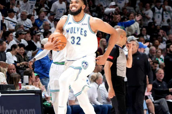 在哪能看到NBA免费直播？最新观赛指南