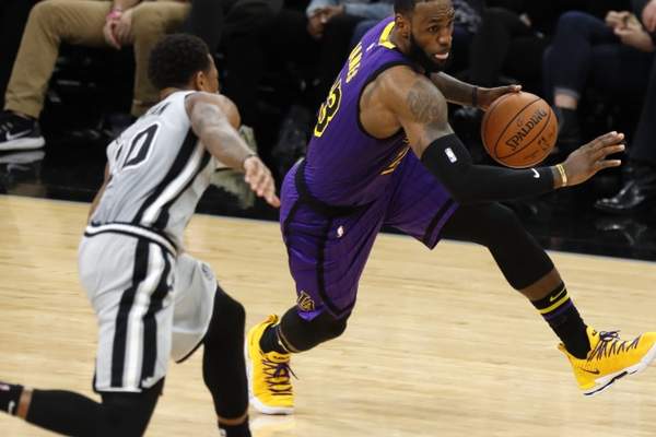 7月11日NBA夏季联赛前瞻：76人与马刺新秀对决看点解析