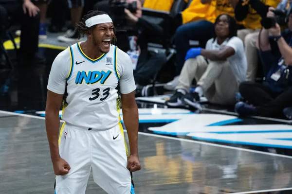 从华丽到简约：近十年NBA总冠军戒指设计风格演变解析