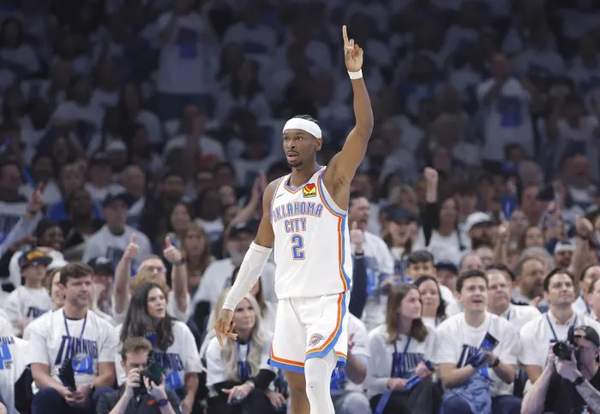 詹姆斯·哈登的NBA生涯：从雷霆第六人到篮网核心