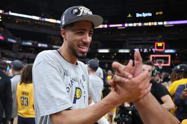 NBA直播看球在哪里看？最新观赛平台推荐